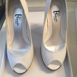 Cinderella of Boston Women’s Shoes